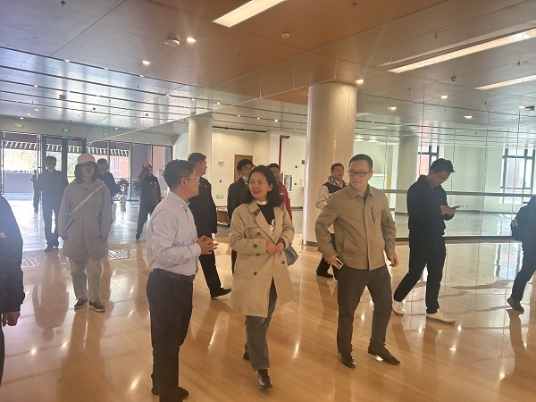 图书馆介绍.jpg