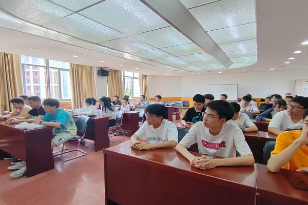 学生会1.png