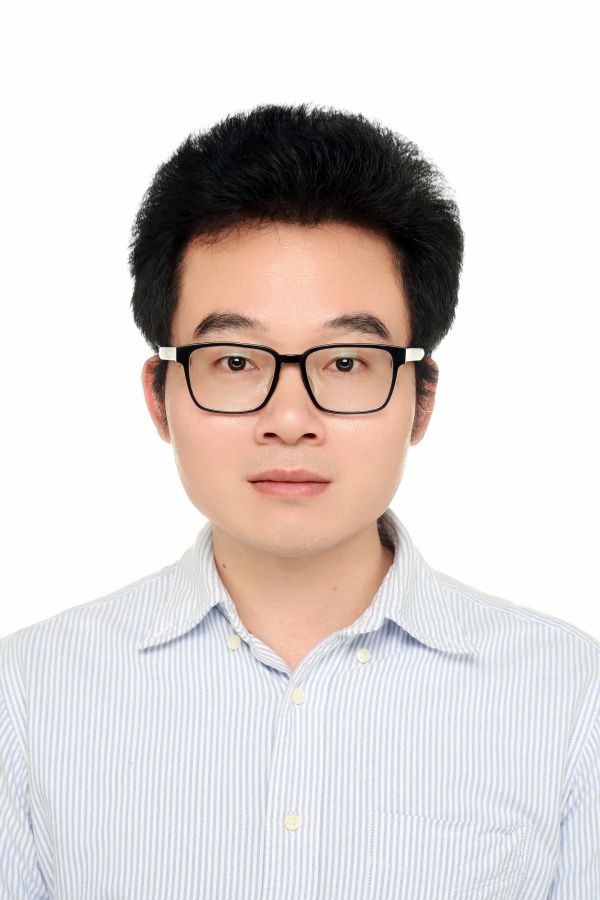 杨晓林照片