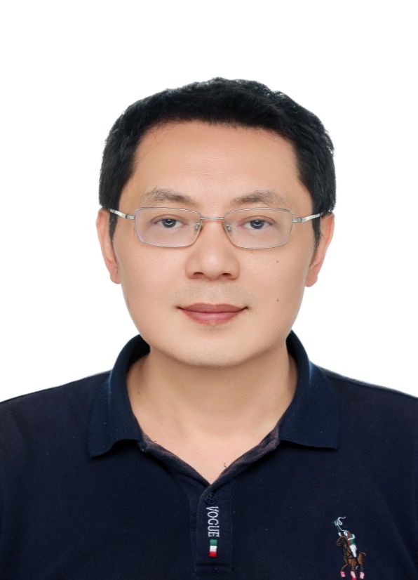 高文照片