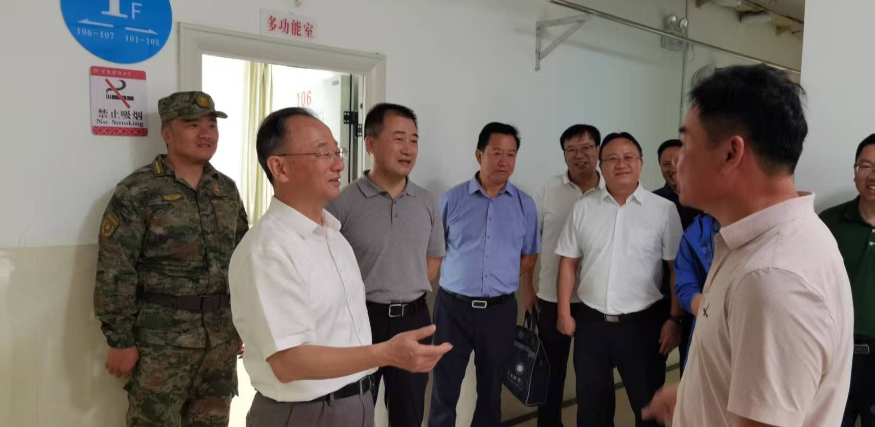 全力保障新学年教育教学工作平稳有序开展——校党委书记陈红带队检查指导新学年开学各项准备工作