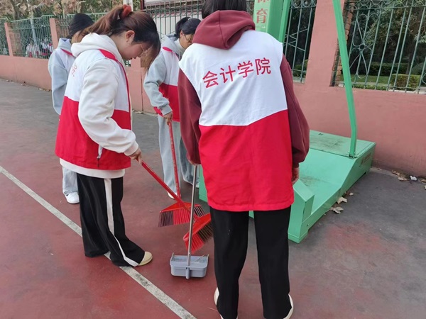 绿化带1.jpg